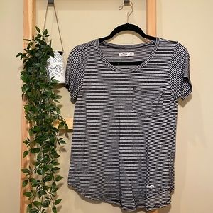Hollister XS T-shirt